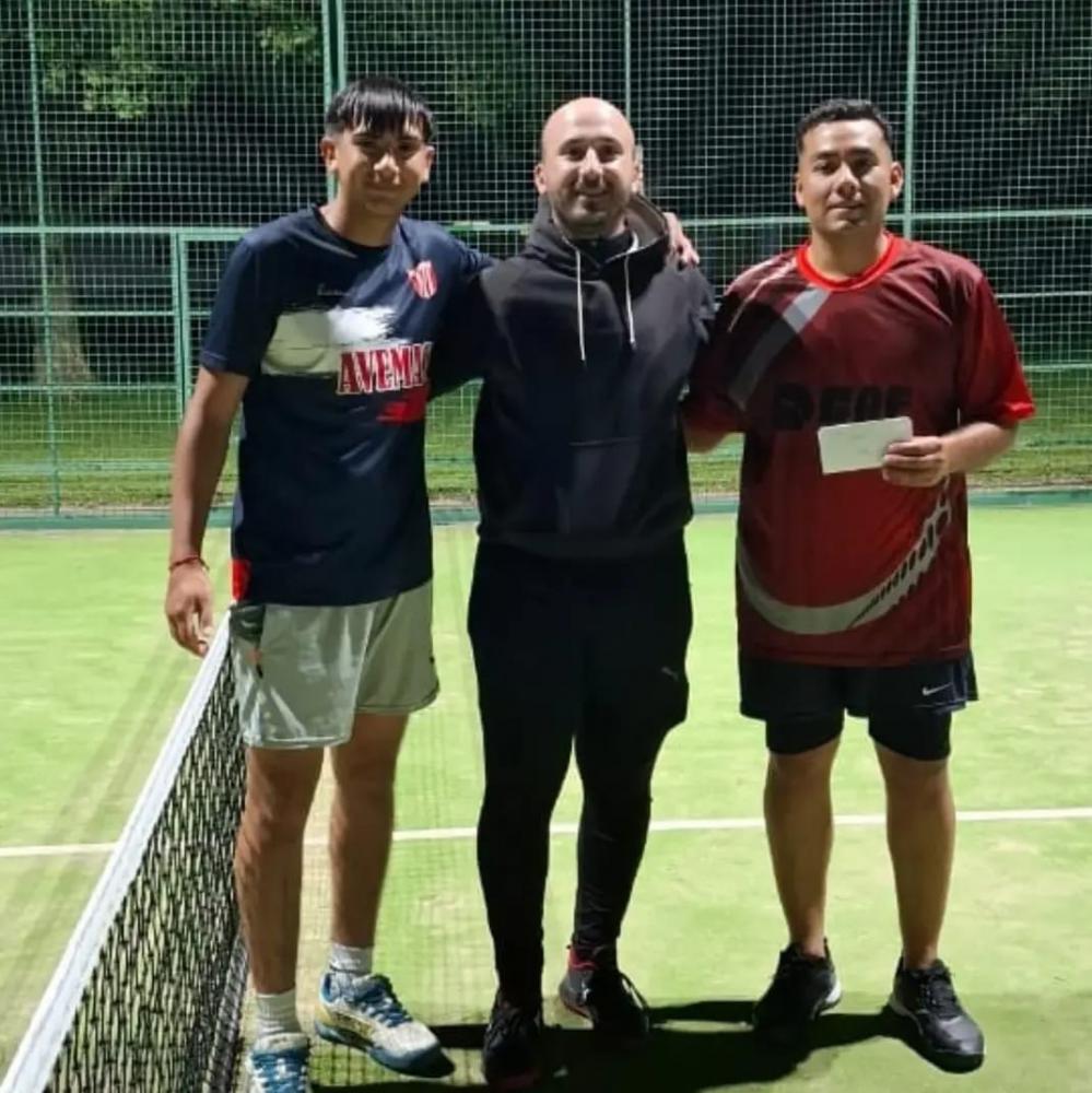 EXITOSO TORNEO DE PADEL EN LA EMILIA