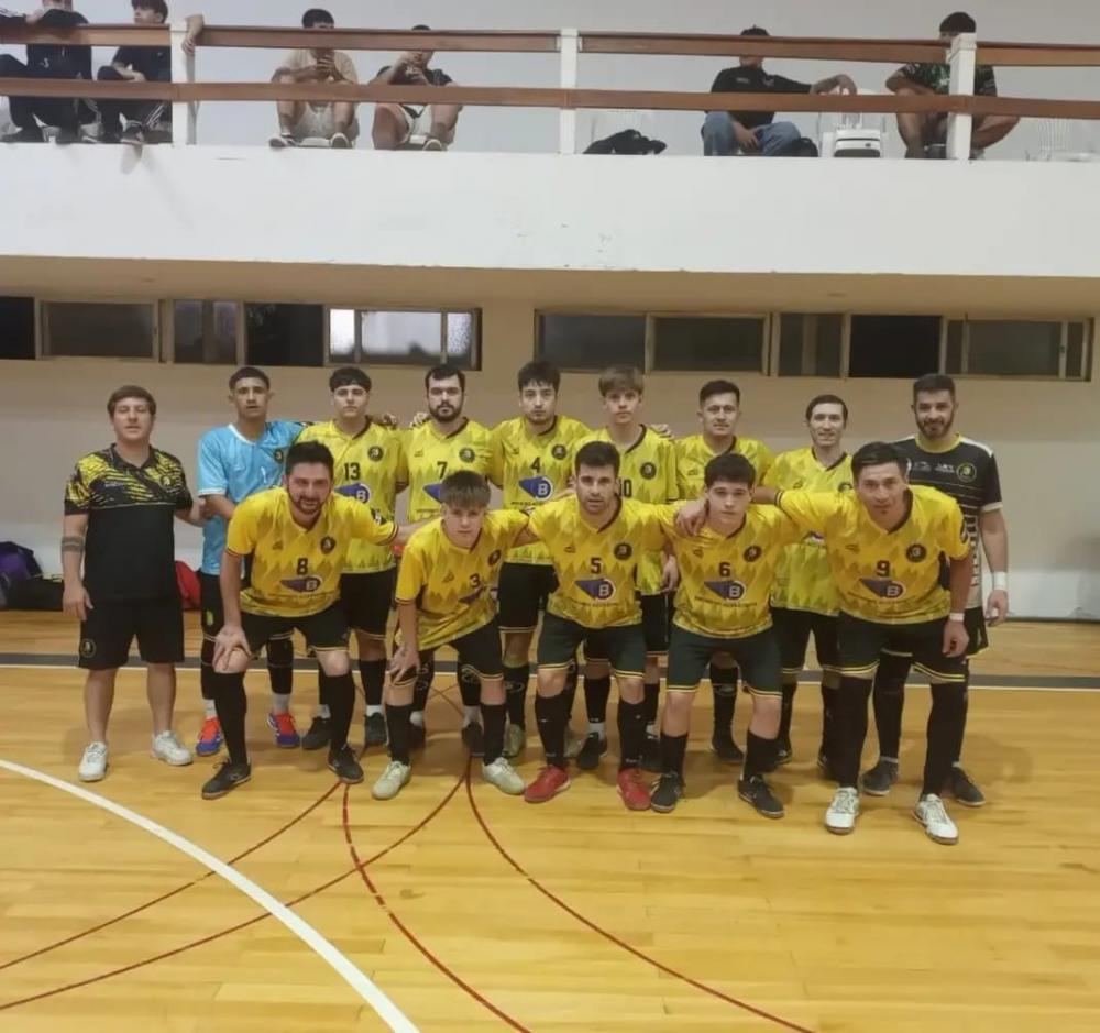 FUTSAL VOLVIÓ AL RUEDO EN CARLOS PELLEGRINI